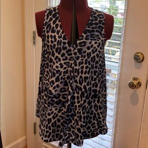 Vince Camuto leopard top